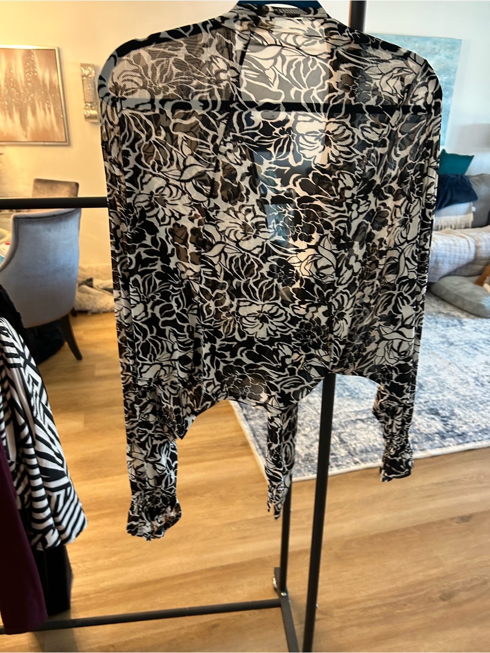 Black and White Floral Sheer Women's shrug